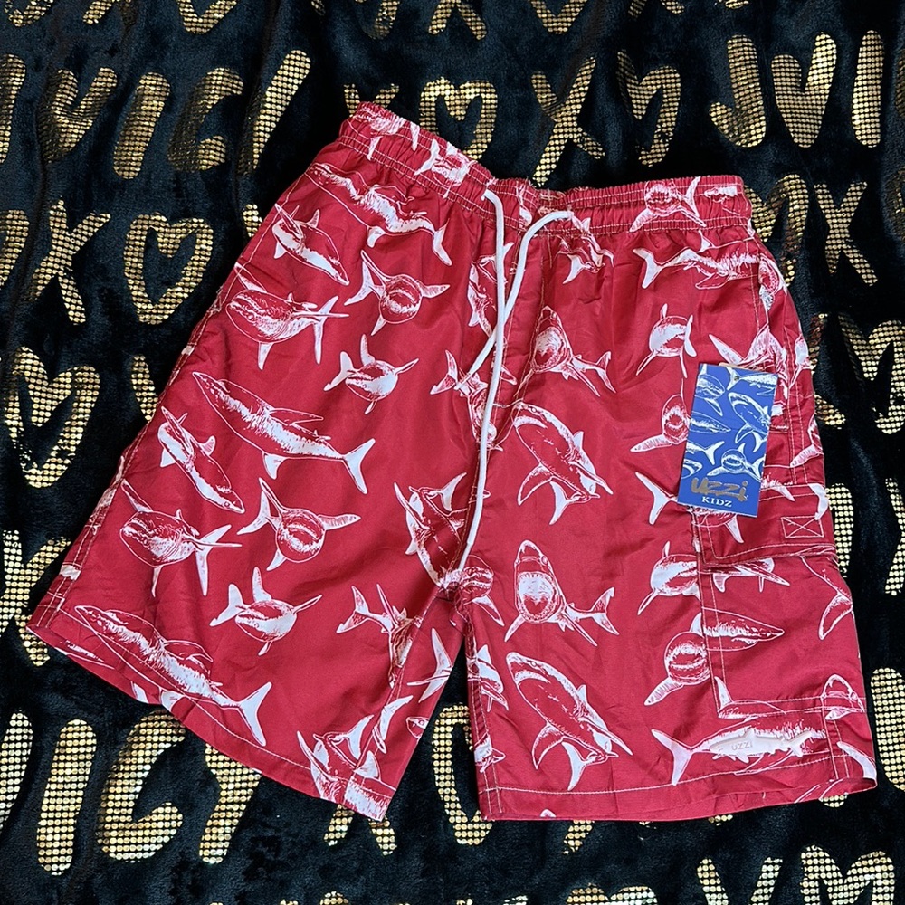 UZZI kids large size swim trunk. NWT 🦈